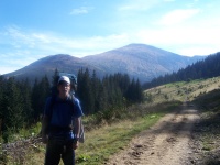 Hoverla v pozad